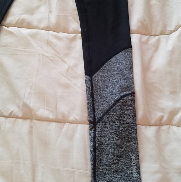 Reebok leggings - Picture 2 of 5